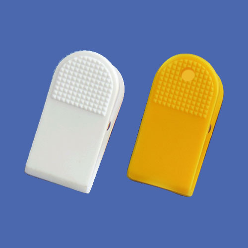Multi-function stationery plastic clips